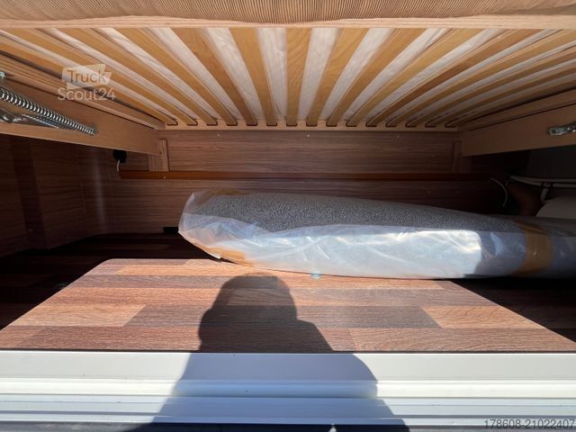 Caravane WEINSBERG CaraOne 480 EU Glattblech, FBH, 17"Alu, viel Zub