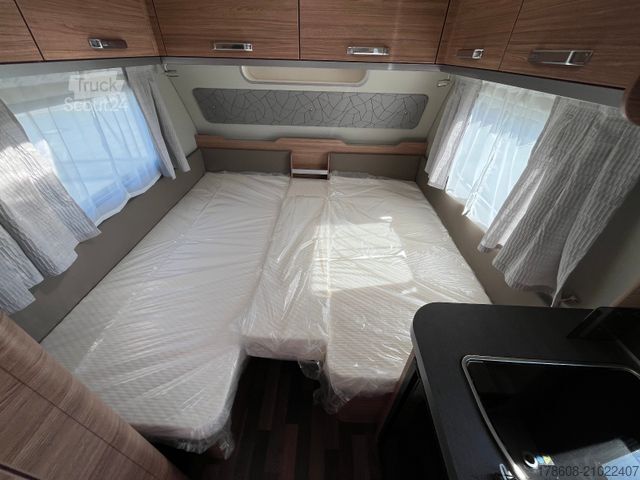 Caravane WEINSBERG CaraOne 480 EU Glattblech, FBH, 17"Alu, viel Zub