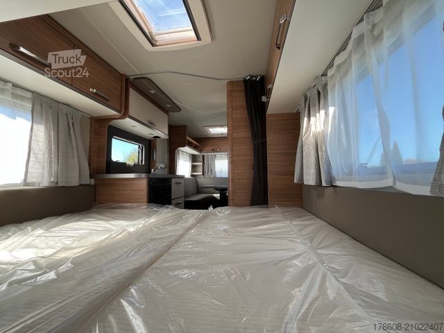 Caravane WEINSBERG CaraOne 480 EU Glattblech, FBH, 17"Alu, viel Zub