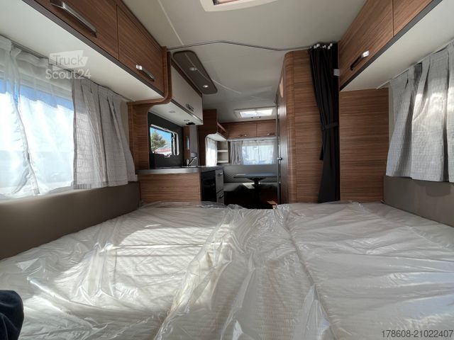 Caravane WEINSBERG CaraOne 480 EU Glattblech, FBH, 17"Alu, viel Zub