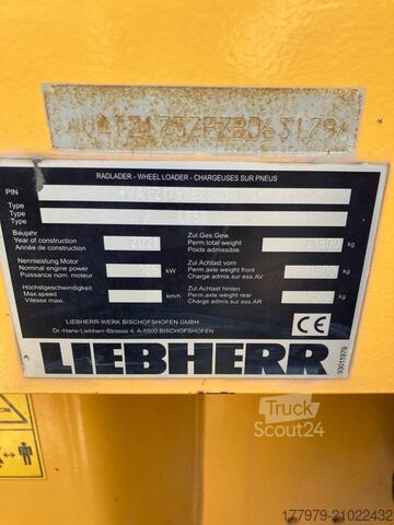 Chargeuse sur pneus LIEBHERR L556 X-Power