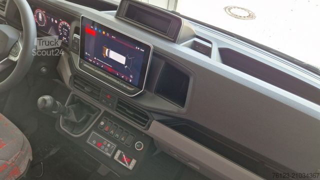 Minibus MAN TGE 22 Sitze GSR2 COC Lagerfahrzeug Stock