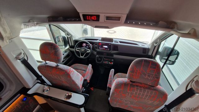 Minibus MAN TGE 22 Sitze GSR2 COC Lagerfahrzeug Stock