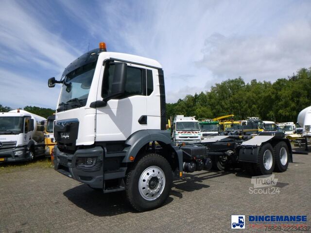 Fahrgestell mit Fahrerhaus M.A.N. TGS 33.360 6x4 chassis Euro 2 new/unused