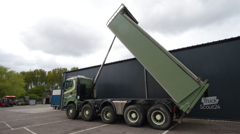 شاحنة قلابة MAN TGS 49.500 10X8 Tipper 219.400km