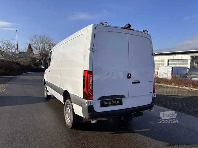 Fourgon tôlé MERCEDES-BENZ Sprinter 319 CDI Kasten+4x4+AHK 3,0t+Kamrea+