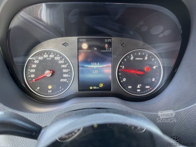 Fourgon tôlé MERCEDES-BENZ Sprinter 317 CDI+Möbelkoffer+LEDi+Treppe+Kamera+
