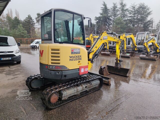 Mini-pelle < 7t Wacker Neuson EZ26