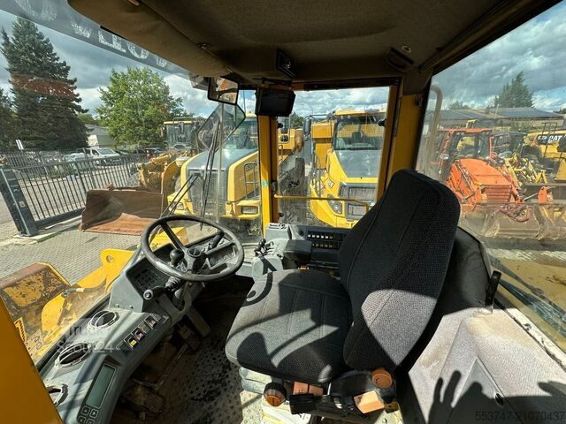 Chargeuse sur pneus Volvo L90C