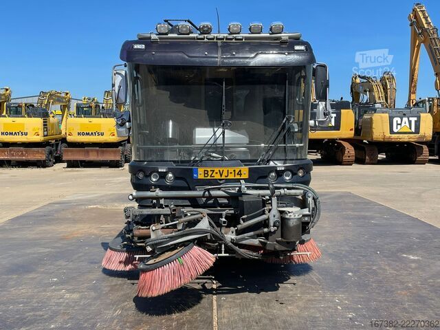 пътна метачка машина Ravo Ravo 560/580 sweeper Ravo 560/580 sweeper
