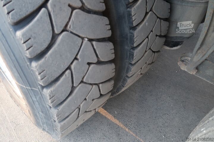 Abrollkipper Mercedes-Benz 2546 L 6x2 Nachlauflenkachse