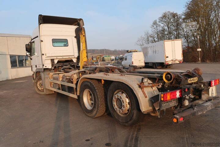 Abrollkipper Mercedes-Benz 2546 L 6x2 Nachlauflenkachse