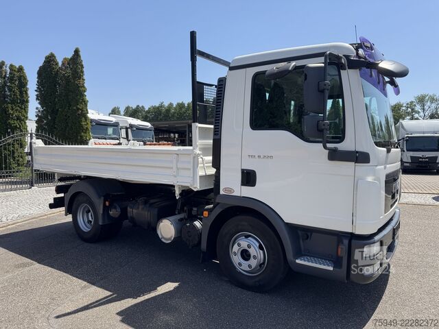 TGL 8.220 Meiller 3-vejs tipper, 2x anhængertræk (AHK) MAN TGL 8.220 Meiller 3. S.-Kipper, 2x AHK