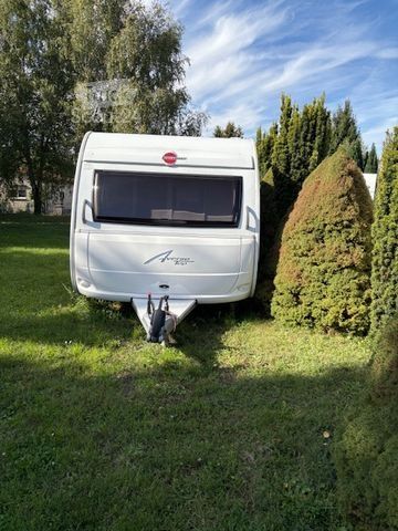 Τροχόσπιτο BÜRSTNER Averso Top 465TS