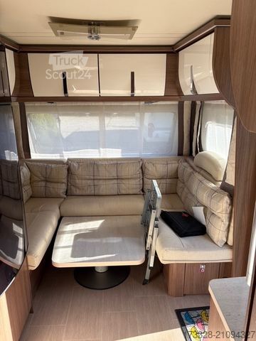 Τροχόσπιτο BÜRSTNER Averso Top 465TS