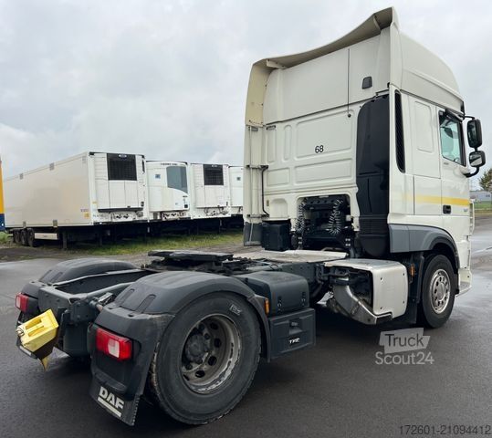 Standard trækkerunit DAF XF450  / Retarder / Standklima / Euro 6