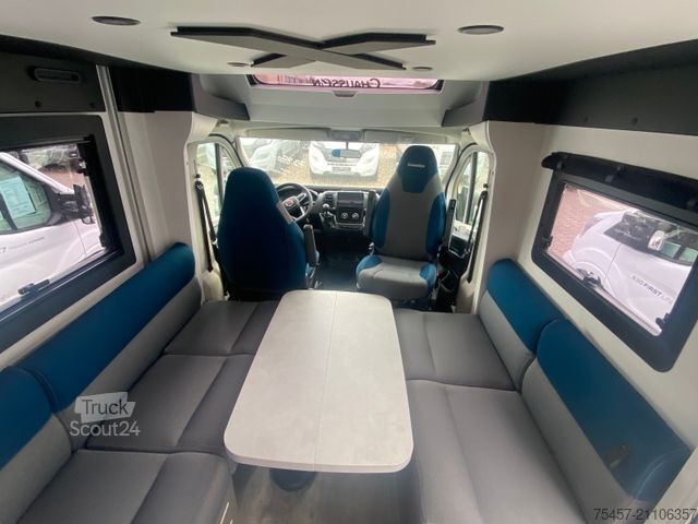 Ημιενσωματωμένο αυτοκινούμενο τροχόσπιτο CHAUSSON X650 Exclusive Line MJ24 Connect - UVP: 84.829¤