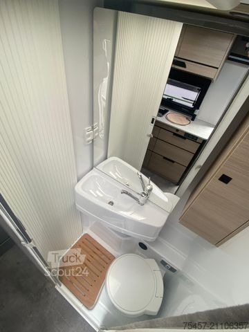 Ημιενσωματωμένο αυτοκινούμενο τροχόσπιτο CHAUSSON X650 Exclusive Line MJ24 Connect - UVP: 84.829¤