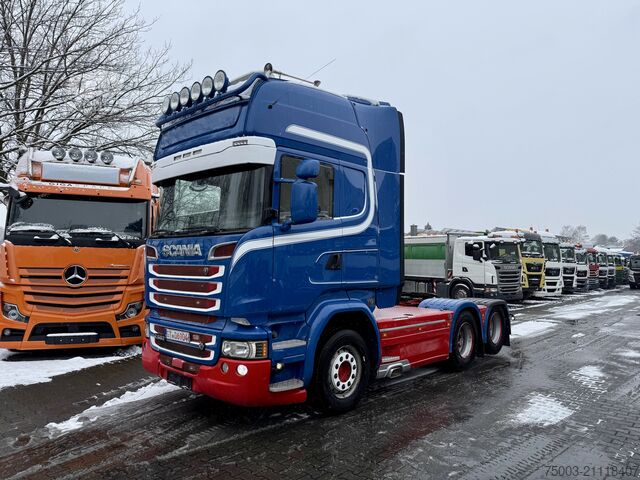 Standard tractor unit Scania R580 V8 6X2 Topline