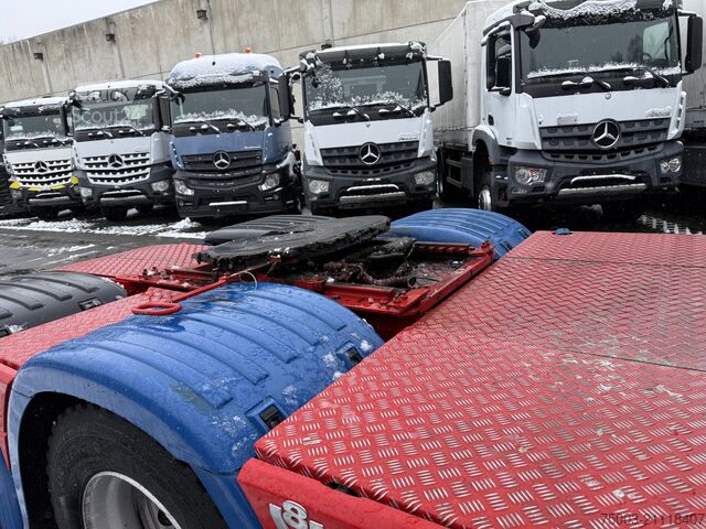 Standard tractor unit Scania R580 V8 6X2 Topline