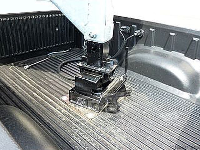 Μαζεύω Isuzu D-Max 4x4 Space Cab Custom mit Sattelkupplung