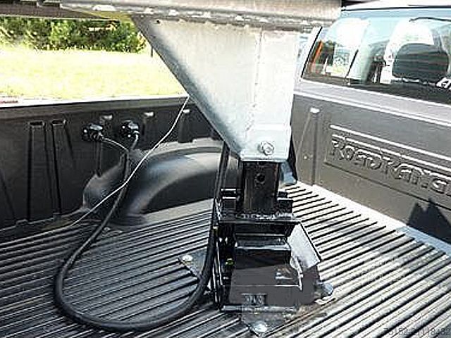 Μαζεύω Isuzu D-Max 4x4 Space Cab Custom mit Sattelkupplung