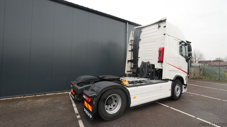 Standaard-SZM Volvo FH 460 GLOBETROTTER EURO 6 690.200KM