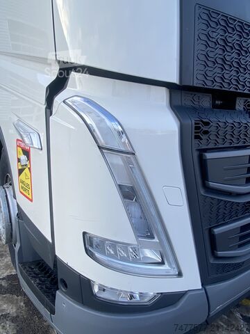 Standartinis vilkikas VOLVO FH 500