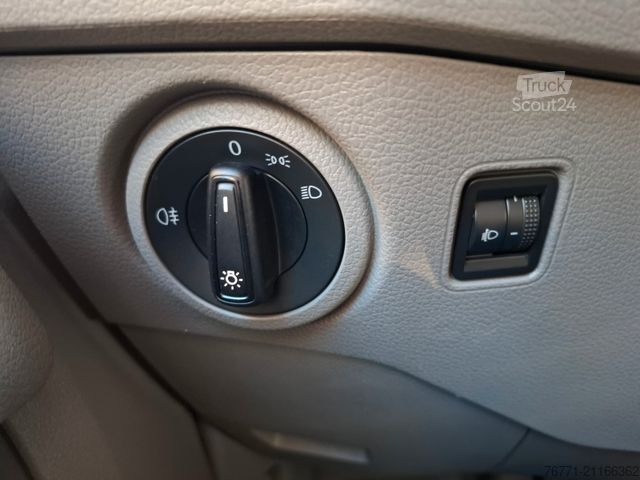 Furgone VOLKSWAGEN Crafter 35 TDI Mittellang Klima PDC AHK