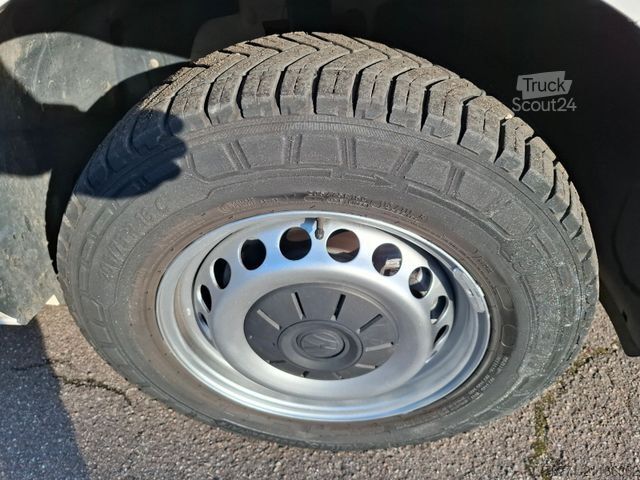 Furgone VOLKSWAGEN Crafter 35 TDI Mittellang Klima PDC AHK