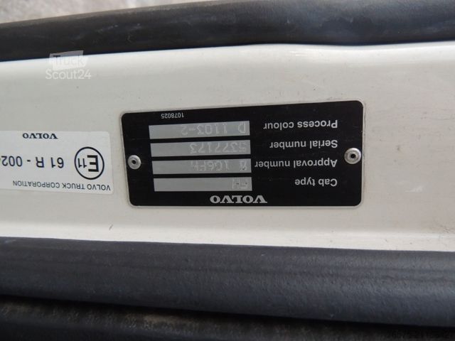 Trattore stradale standard VOLVO FH13 480 Globetrotter XL (manual)