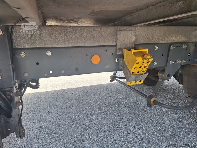 Фургон от шперплат със задна платформа Iveco Eurocargo ML75E19P