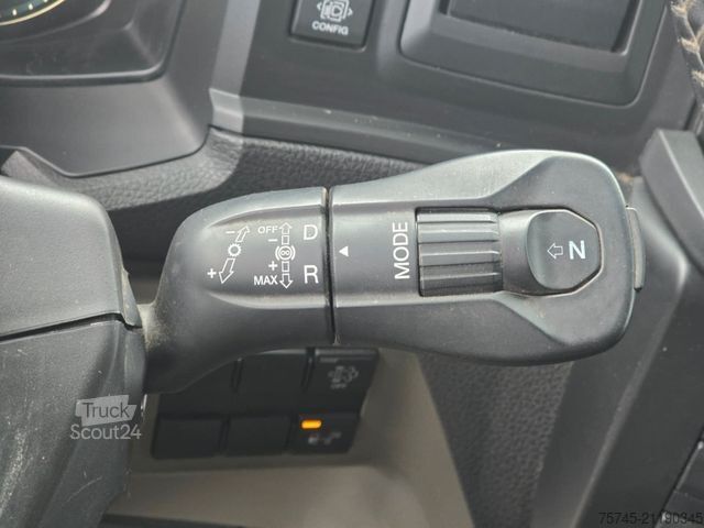 Camion forestier MAN TGS 33.520*TAJFUN HOLZLADEKRAN-FUNK*STAHLSCHEMEL