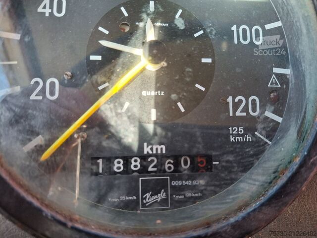 Maleta MERCEDES-BENZ LK 608 D