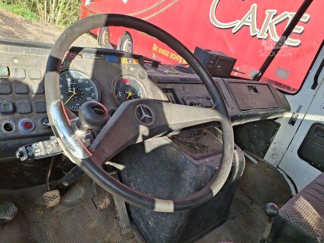 Maleta MERCEDES-BENZ LK 608 D