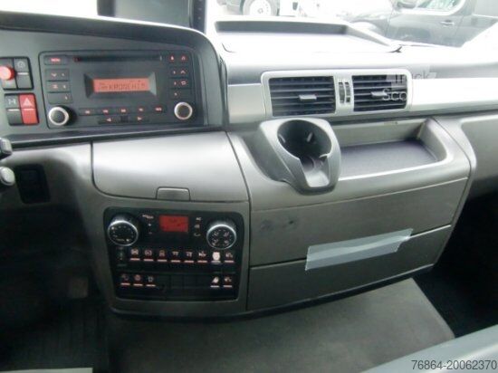 Autocamion basculant tridirecțional MAN TGS 26.400 3-SEITENKIPPER, 6X2-2 LENKACHSE HIAB 144ES -3DUO