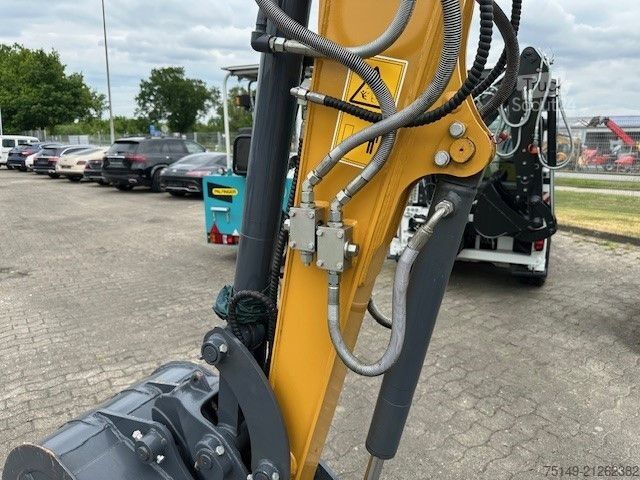 Mini excavator XCMG XE35, Gummikette, Greifer + Hammer, Klima,Yanmar