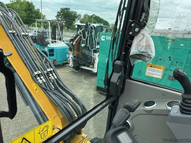 Mini excavator XCMG XE35, Gummikette, Greifer + Hammer, Klima,Yanmar