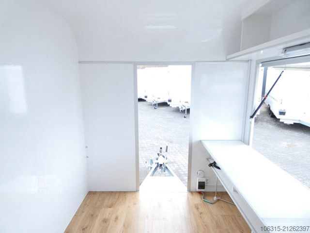 Árusító utánfutó HOFMANN Verkaufsanhänger VH15301 möbliert