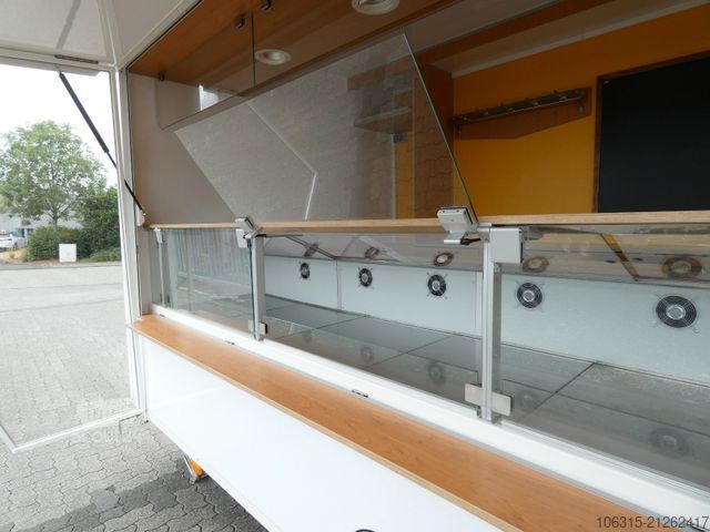 Árusító utánfutó HOFMANN Kühltheke Käse Wurst Fleisch VHS450