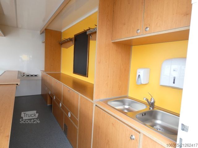 Árusító utánfutó HOFMANN Kühltheke Käse Wurst Fleisch VHS450