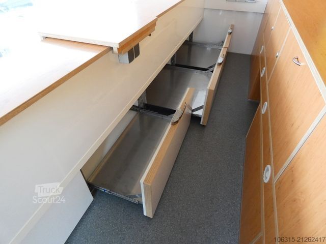 Árusító utánfutó HOFMANN Kühltheke Käse Wurst Fleisch VHS450