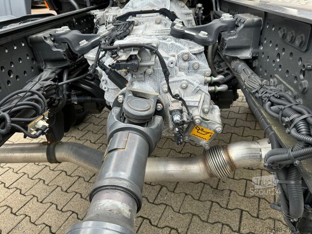 Camión para usos especiales Mercedes-Benz Arocs 2633 6x4 Arocs 2633 6x4, 2x Nebenantrieb, Mulde ca. 11m³