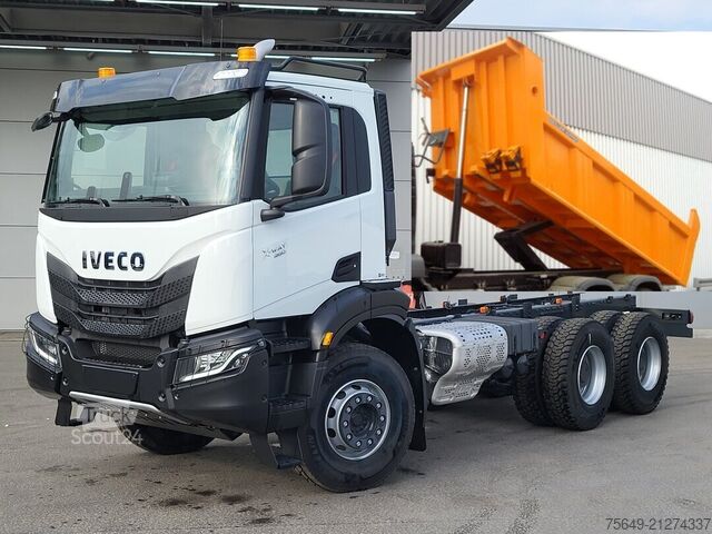 Spezial-LKW Iveco-Magirus X-Way AD300X46Z 6x4 X-Way AD300X46Z 6x4, Retarder, Navi, Mulde ca. 11m³