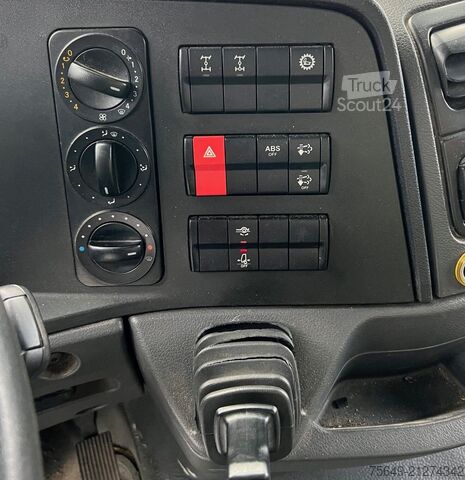 Chasis de camión Mercedes-Benz Atego 1323 A 4x4 Atego 1323 A 4x4, 2x AHK