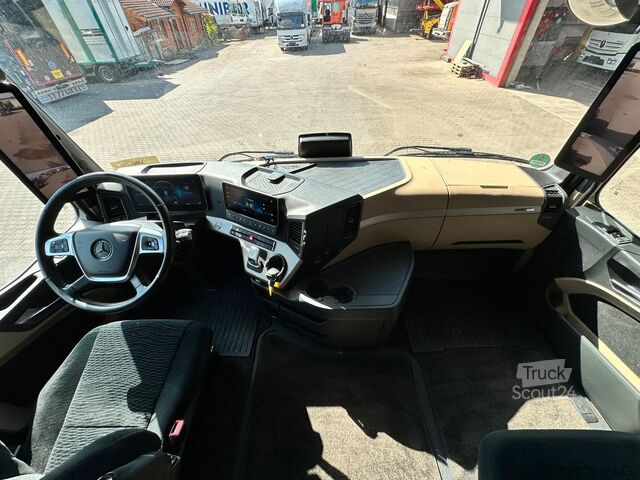 Tractora standard MERCEDES-BENZ Actros 1851 GigaSpace 4x2 BL / MIRROR /RETARDER/
