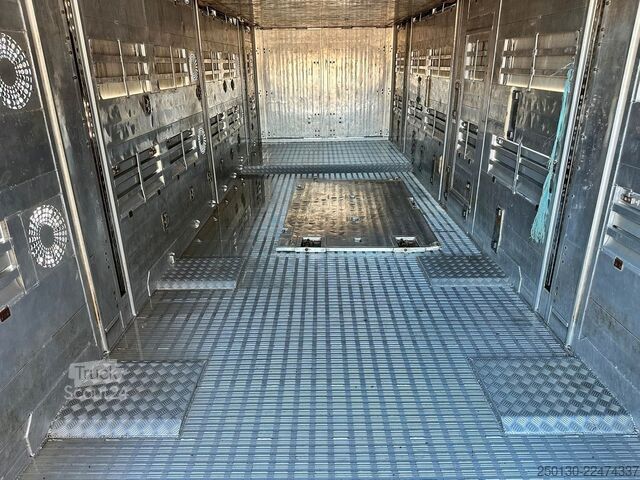Remorcă pentru transport cai Finkl FINKL VTA24 3.Stock KombiLiner Liftachse Hubdach