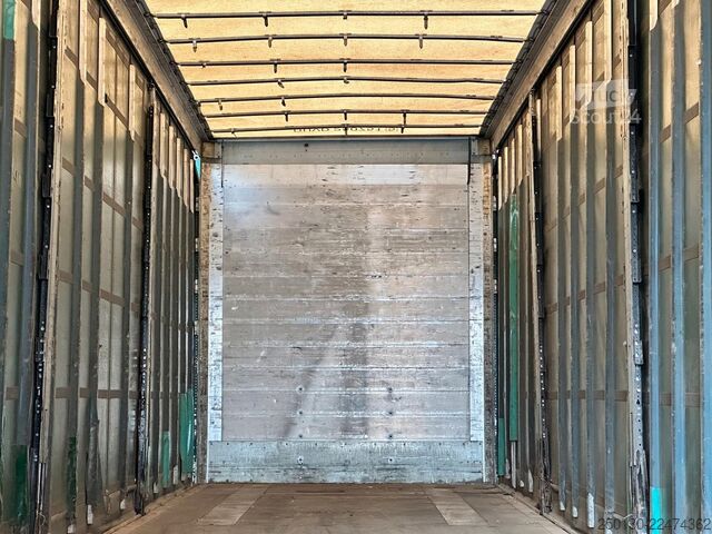 Semiremorcă deschisă cu prelată SCHMITZ CARGOBULL SCB*S3T MegaTrailer Curtainsider Edscha