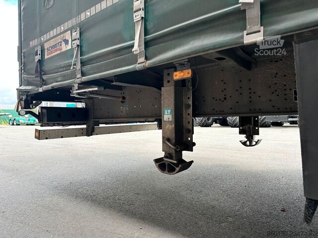Semiremorcă deschisă cu prelată SCHMITZ CARGOBULL SCB*S3T MegaTrailer Curtainsider Edscha