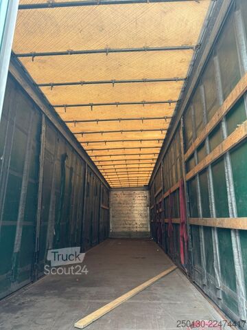 Semiremorcă deschisă cu prelată SCHMITZ CARGOBULL SCB*S3T MegaTrailer Curtainsider Edscha
